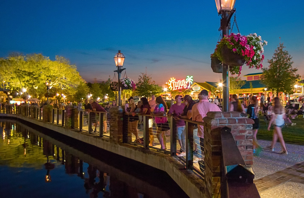 Guest Reward: https://gardencityrealty.icnd-cdn.com/images/guestrewards/Barefoot Landing.png